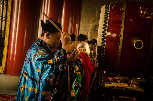 求姻缘，姻缘在哪里？天知道地知道月老你知道，就是我不知道