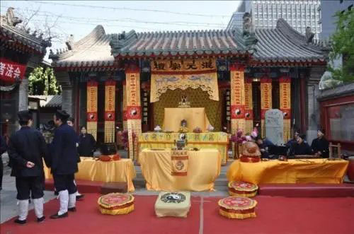 现在有很多人做生意亏损 店里没生意招财方法都在这 赶紧学起来