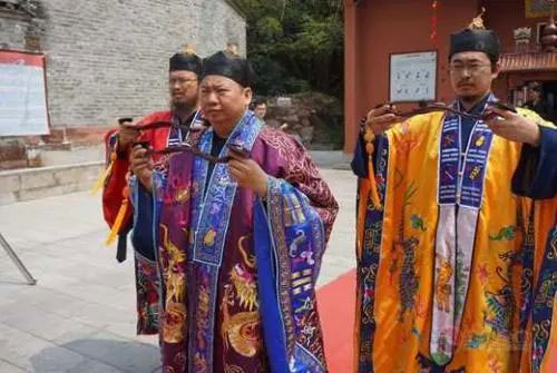 教你如何查八字财库