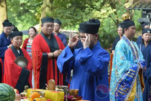 老公出轨的征兆 跟老婆的共同话题变少 两性生活